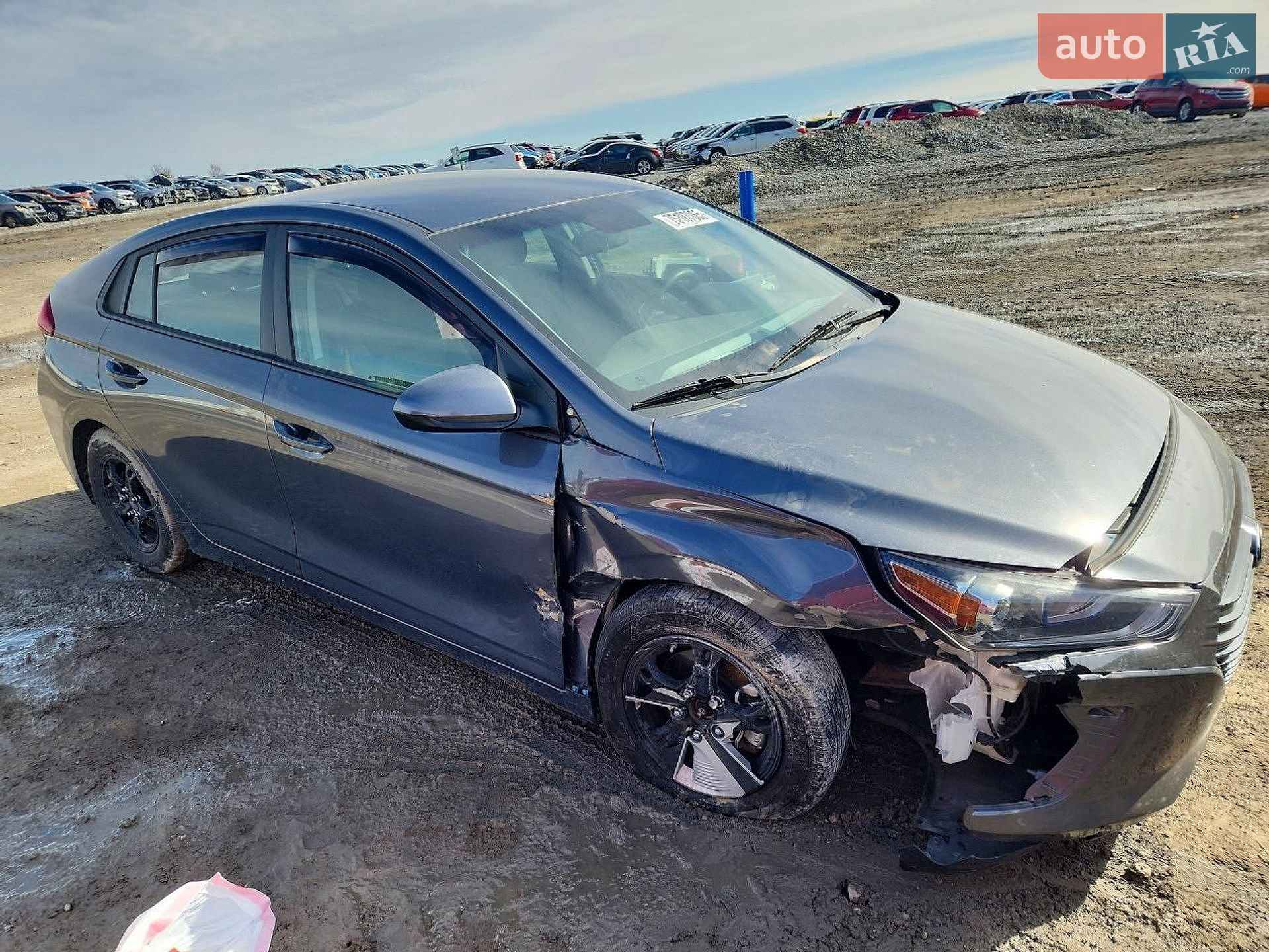 Hyundai Ioniq 2017 VIN KMHC65LC1JU072541 фото оголошення 3 з 12