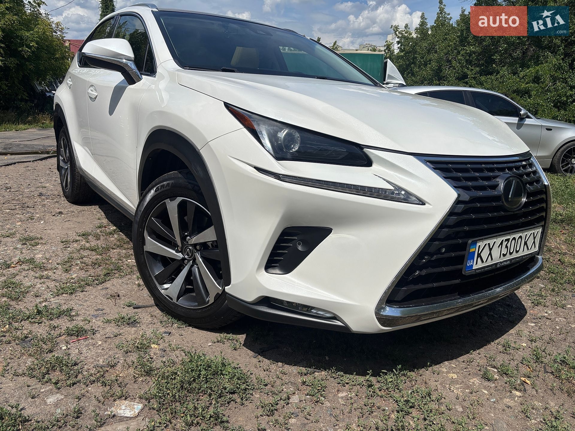 Lexus NX 2018 VIN JTJBARBZ8K2194058 фото оголошення 65 з 84