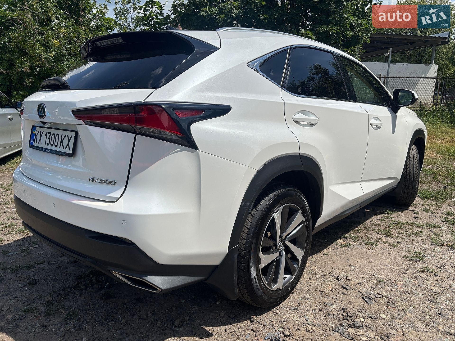 Lexus NX 2018 VIN JTJBARBZ8K2194058 фото оголошення 70 з 84