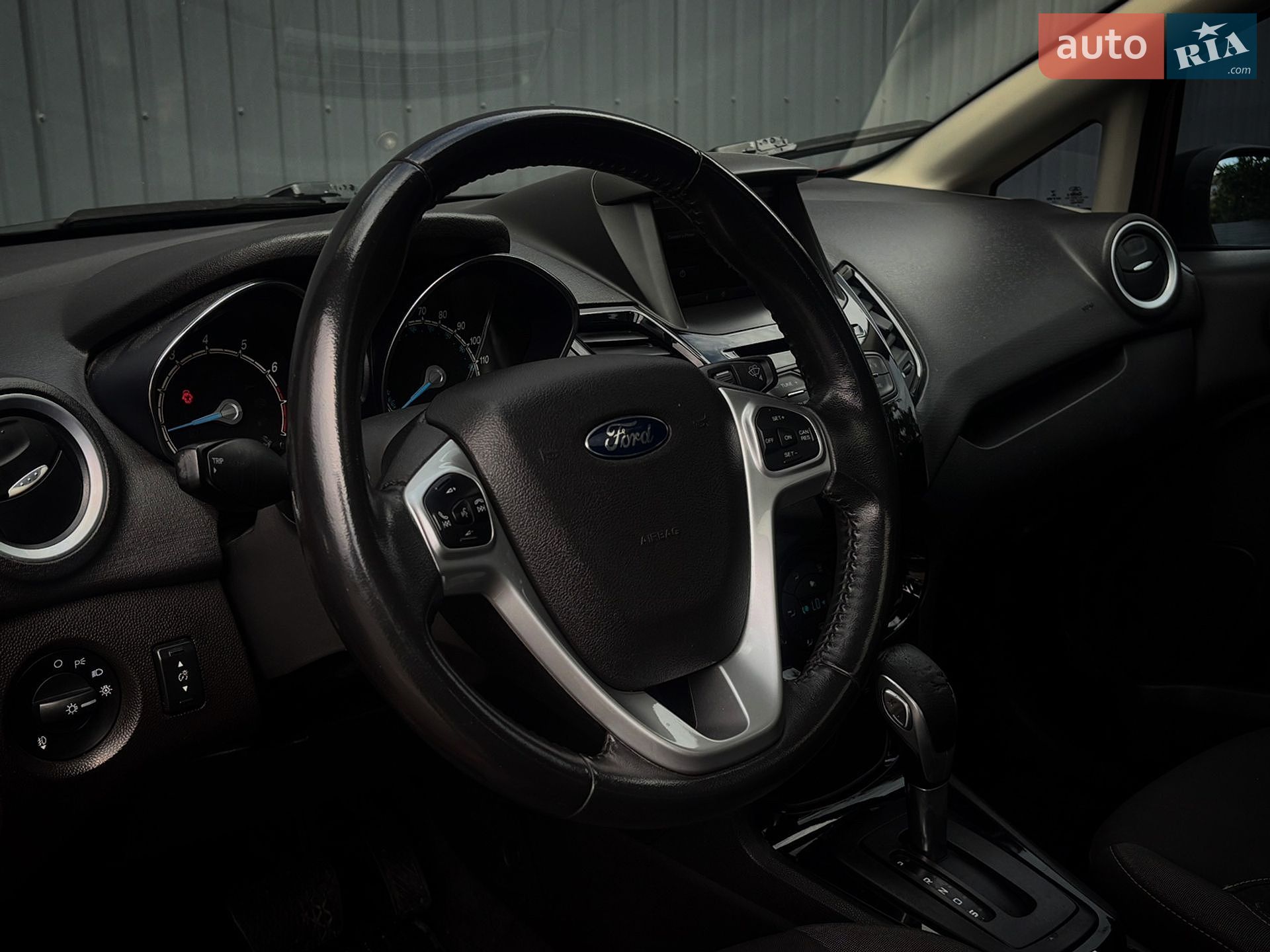 Ford Fiesta 2013 VIN 3FADP4BJ8EM127339 фото оголошення 9 з 17
