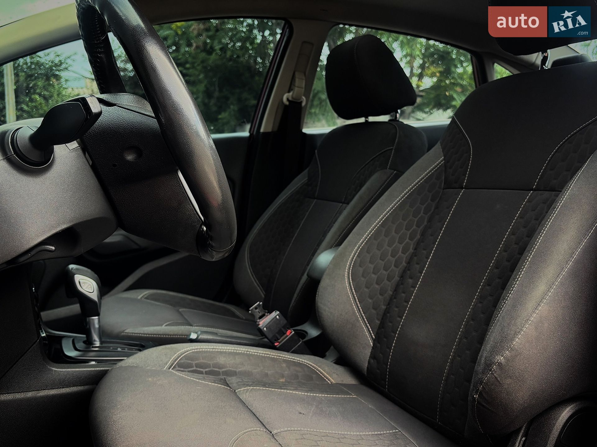 Ford Fiesta 2013 VIN 3FADP4BJ8EM127339 фото оголошення 10 з 17