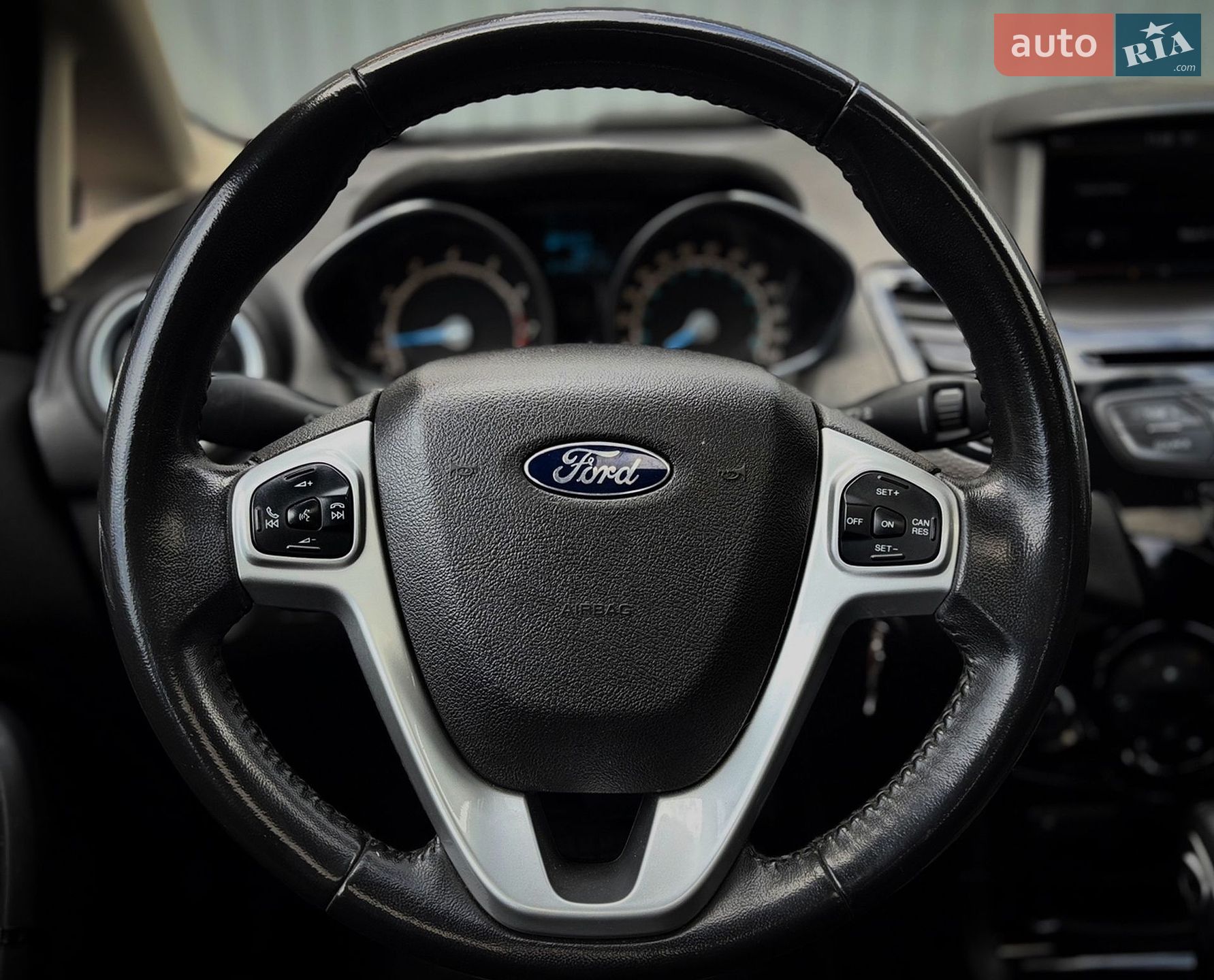 Ford Fiesta 2013 VIN 3FADP4BJ8EM127339 фото оголошення 11 з 17