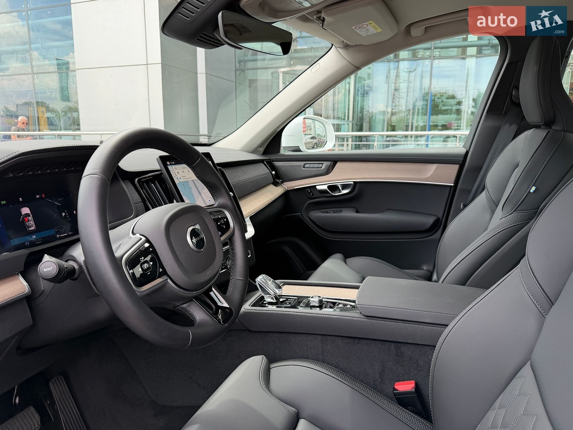 Volvo XC90 2025 VIN YV1LFM1V1T1473590 фото оголошення 9 з 16