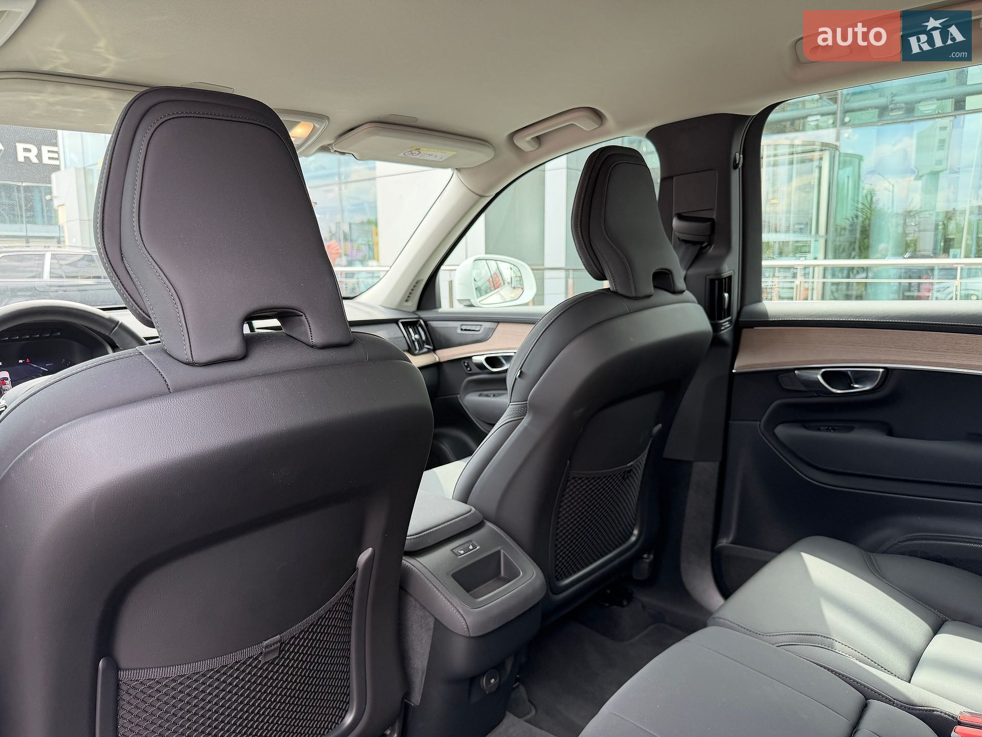Volvo XC90 2025 VIN YV1LFM1V1T1473590 фото оголошення 13 з 16