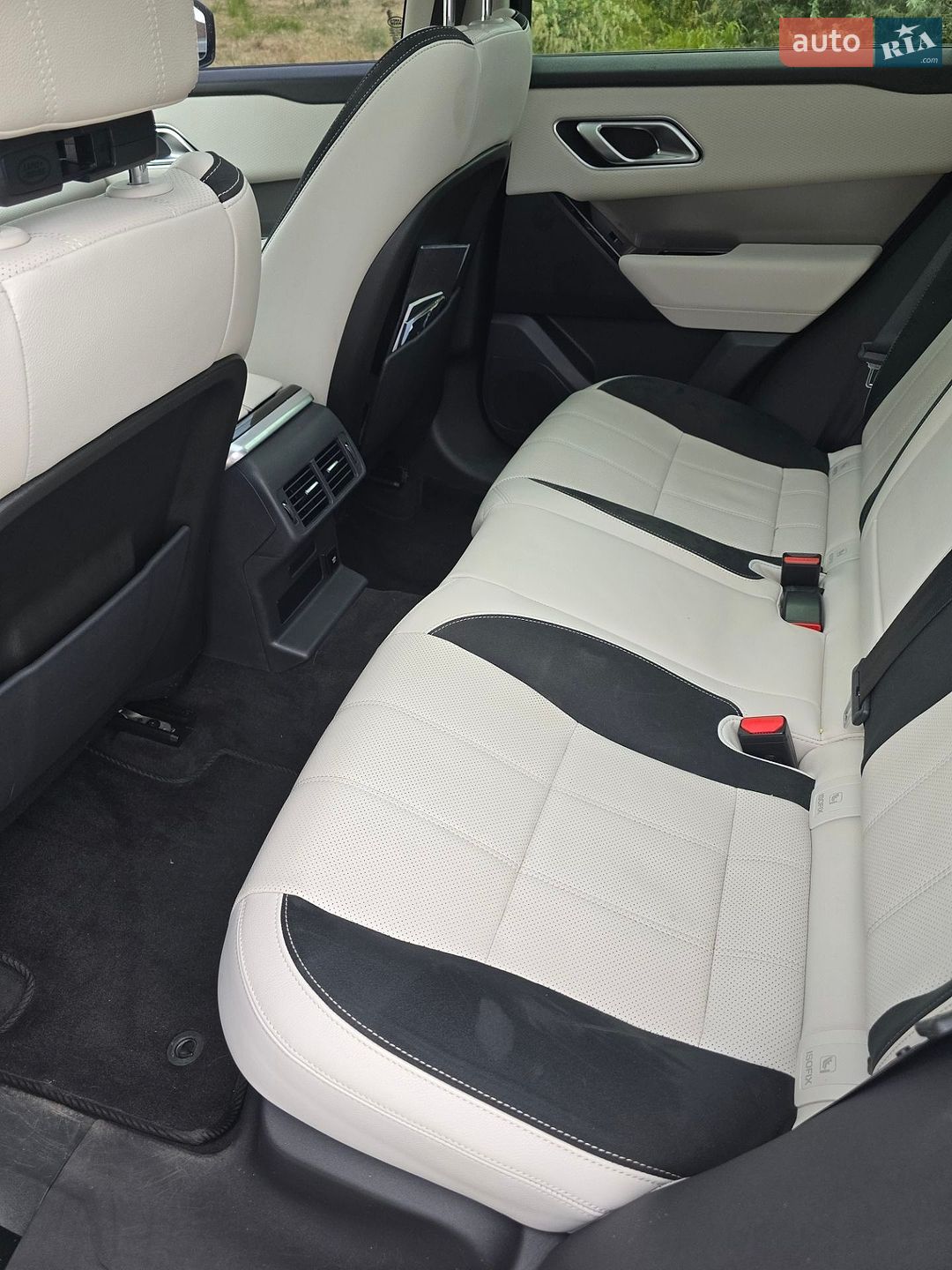 Land Rover Range Rover Velar 2020 VIN SALYA2BN6LA288022 фото оголошення 35 з 35