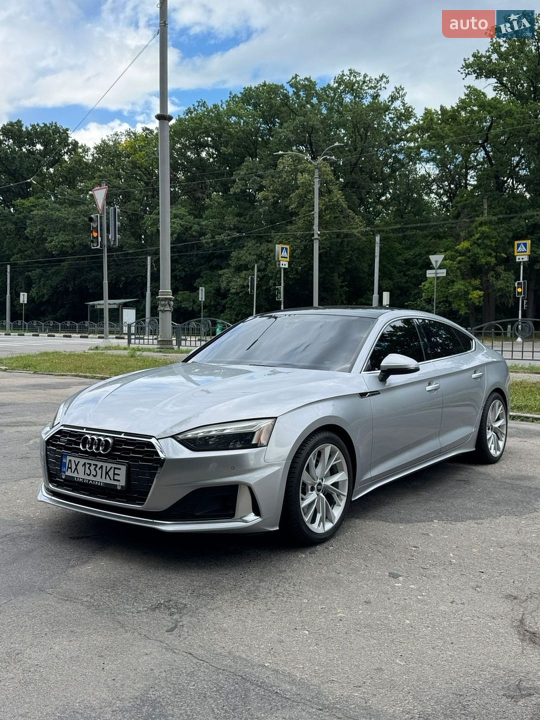 Audi A5 Sportback 2020 VIN WAUCNCF57LA013083 фото оголошення 2 з 20