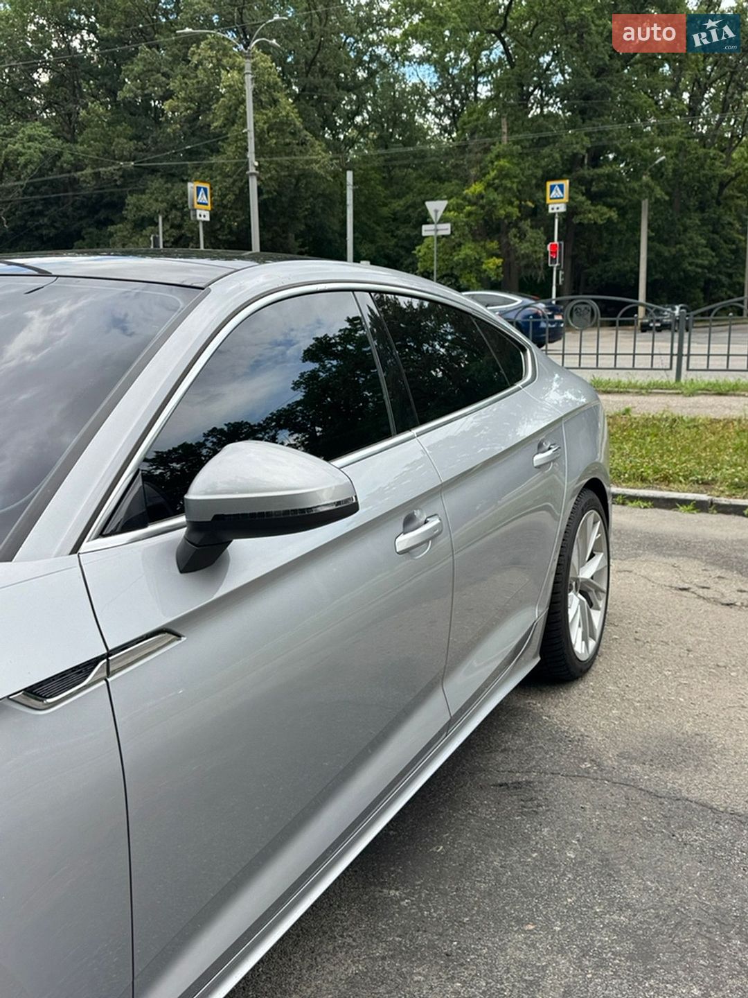 Audi A5 Sportback 2020 VIN WAUCNCF57LA013083 фото оголошення 4 з 20