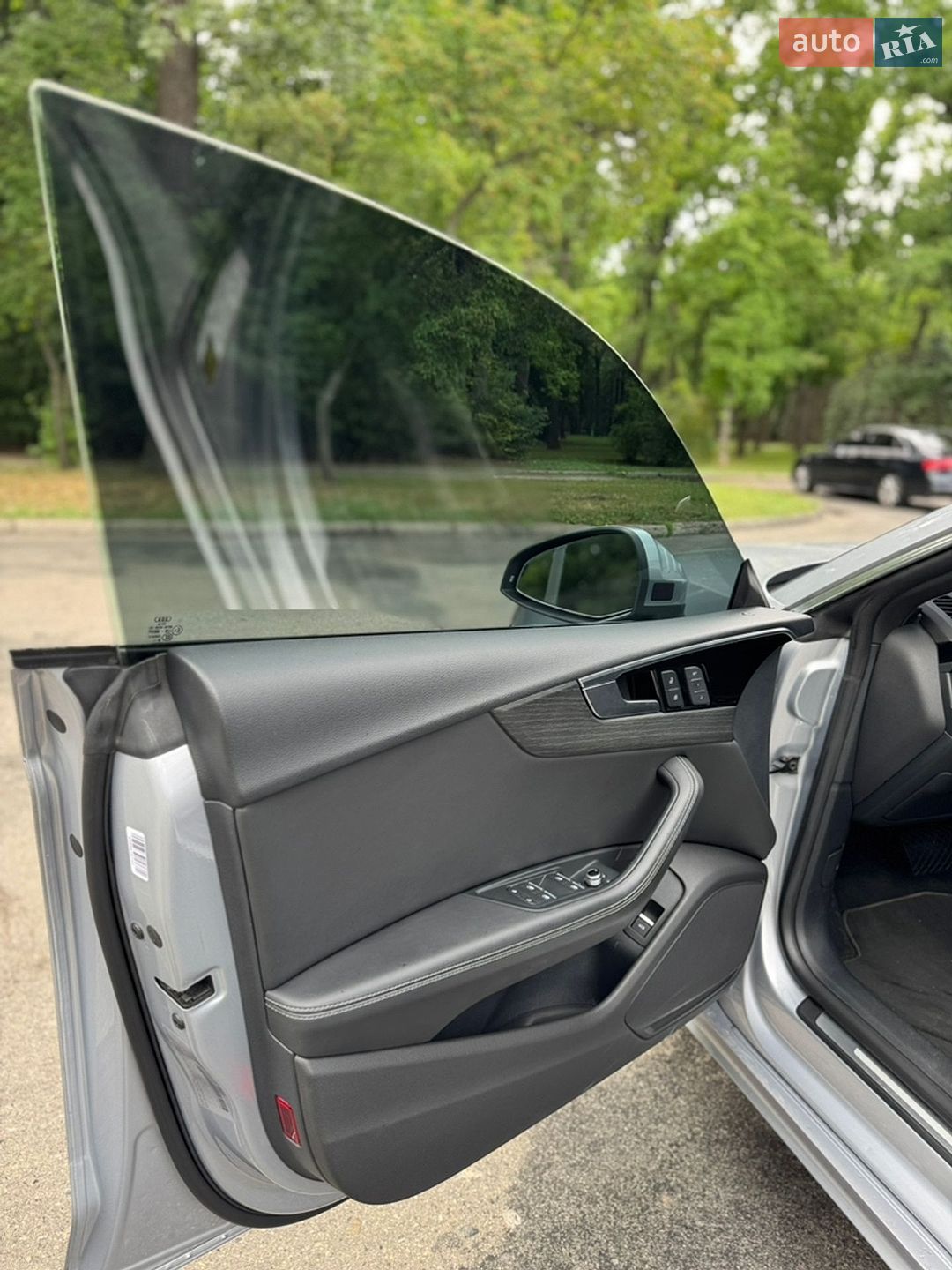 Audi A5 Sportback 2020 VIN WAUCNCF57LA013083 фото оголошення 17 з 20