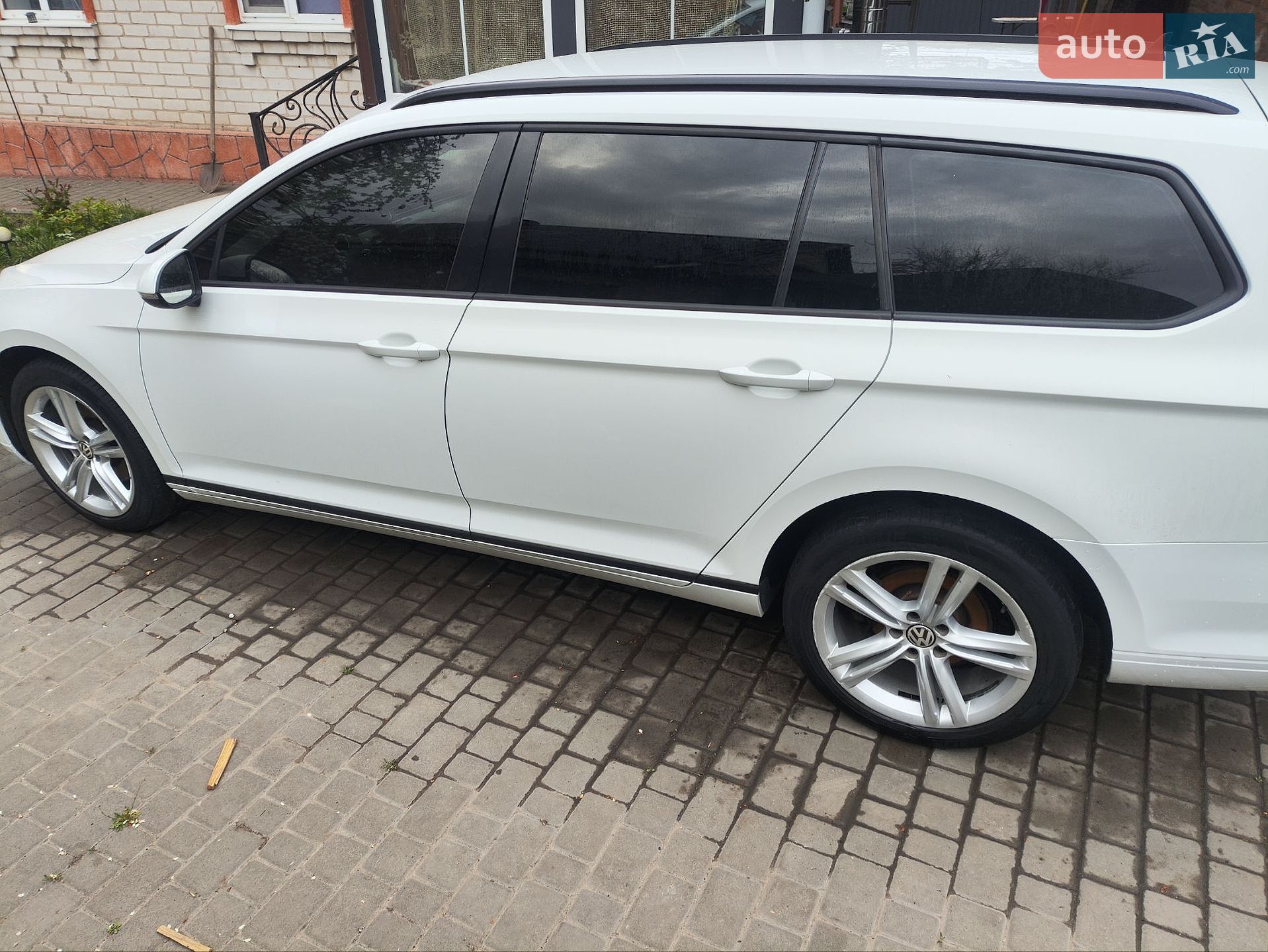 Volkswagen Passat 2016 VIN WVWZZZ3CZGP026558 фото оголошення 30 з 39