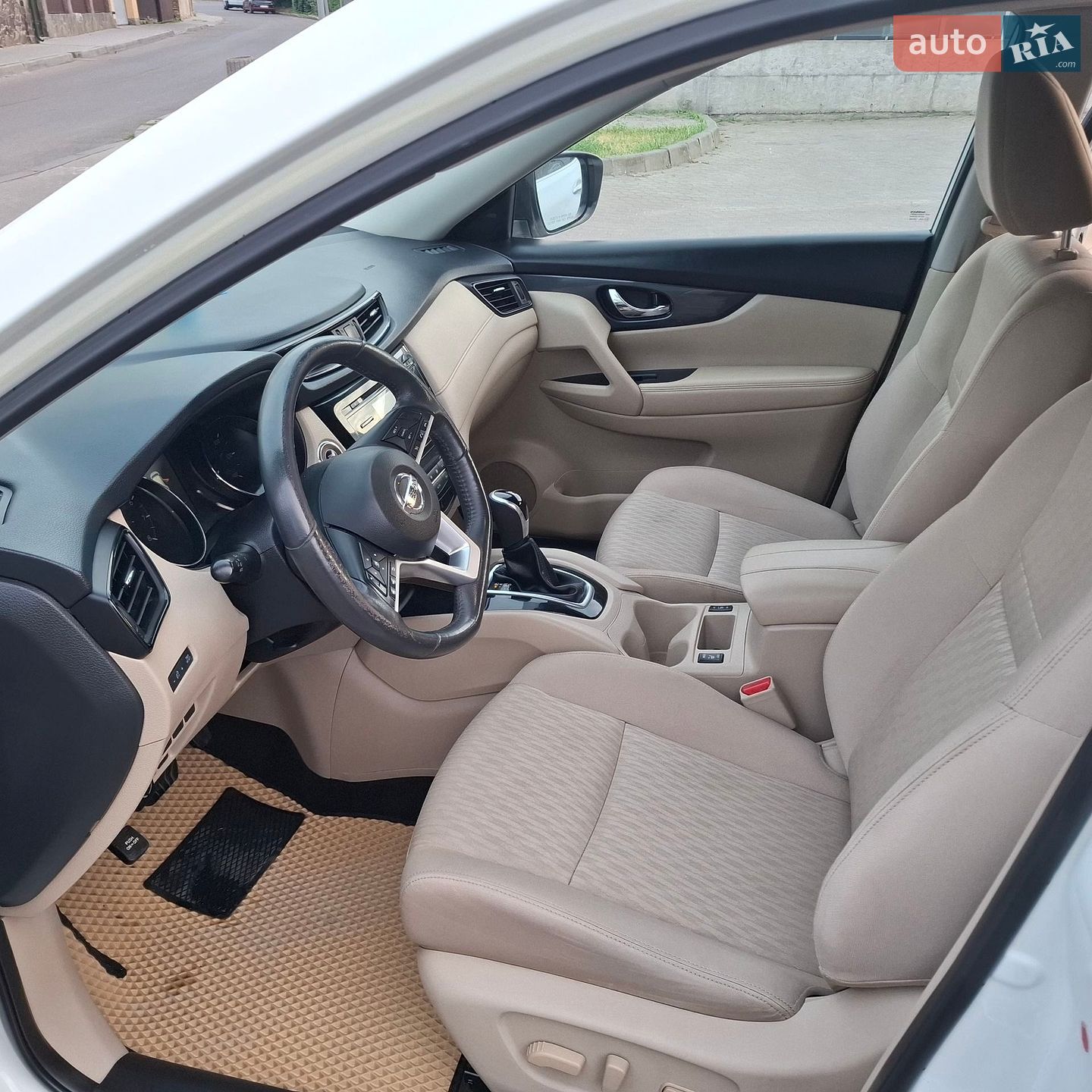 Nissan Rogue 2017 VIN KNMAT2MT8HP572030 фото оголошення 12 з 25
