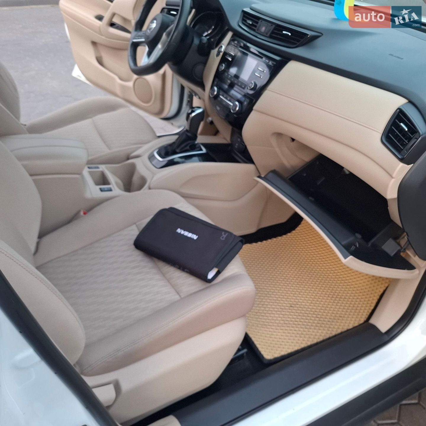 Nissan Rogue 2017 VIN KNMAT2MT8HP572030 фото оголошення 13 з 25