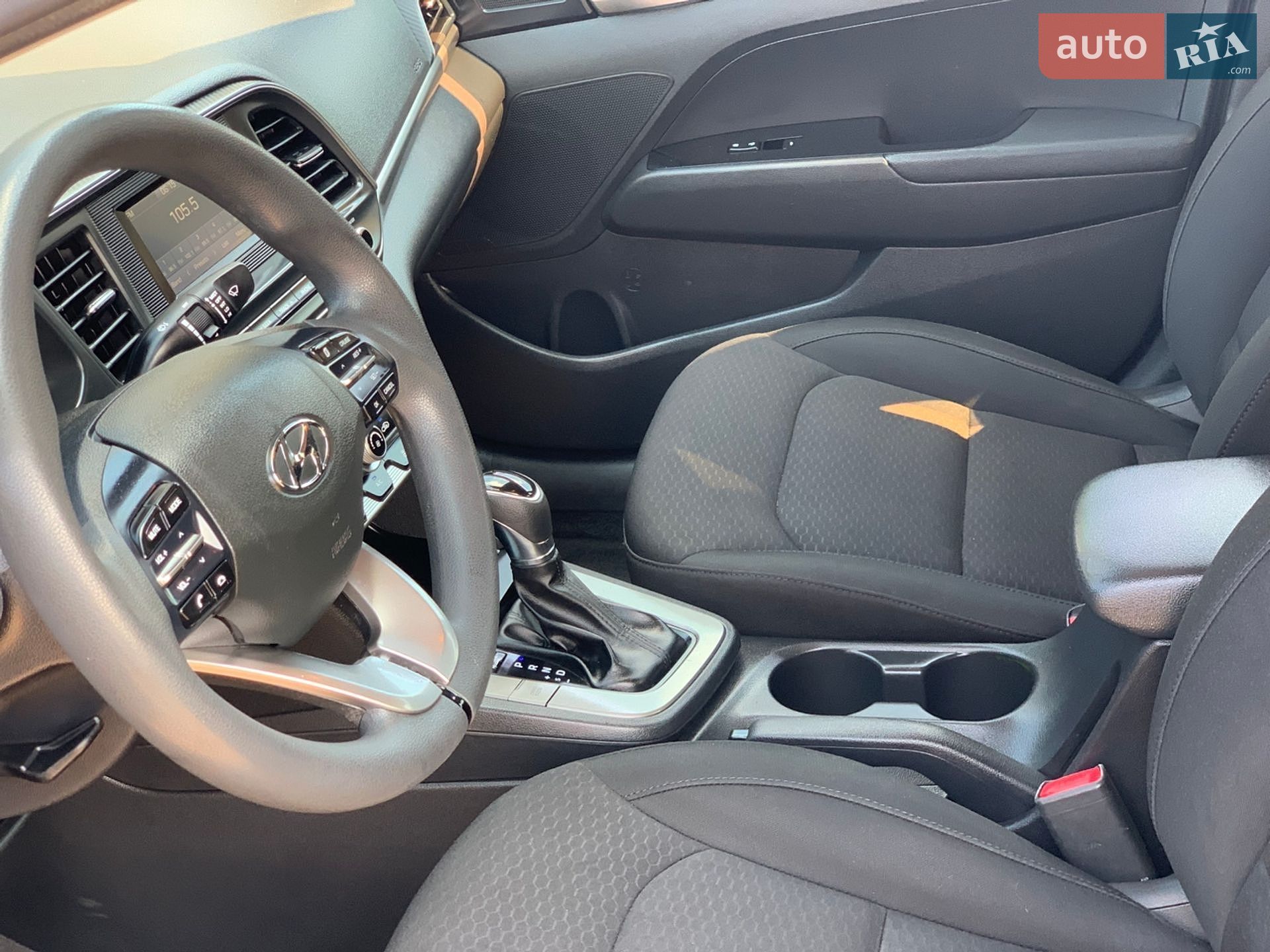 Hyundai Elantra 2019 VIN KMHD74LF1LU950283 фото оголошення 28 з 37
