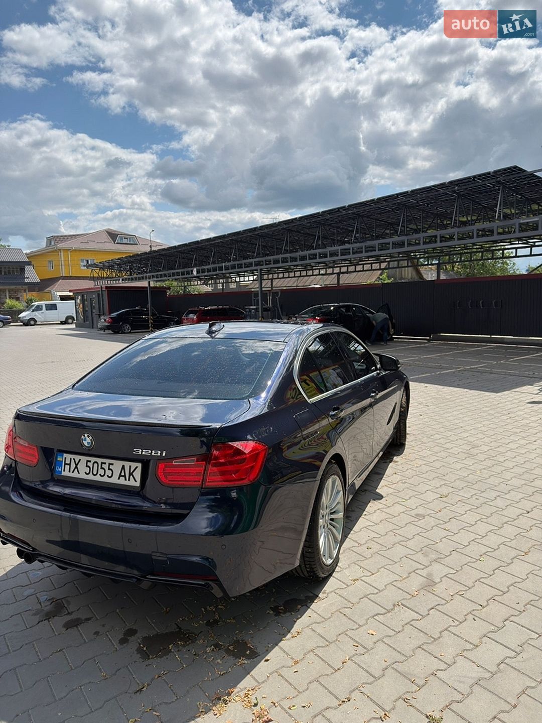 BMW 3 Series 2011 VIN WBA3A5C53CF256145 фото оголошення 12 з 44