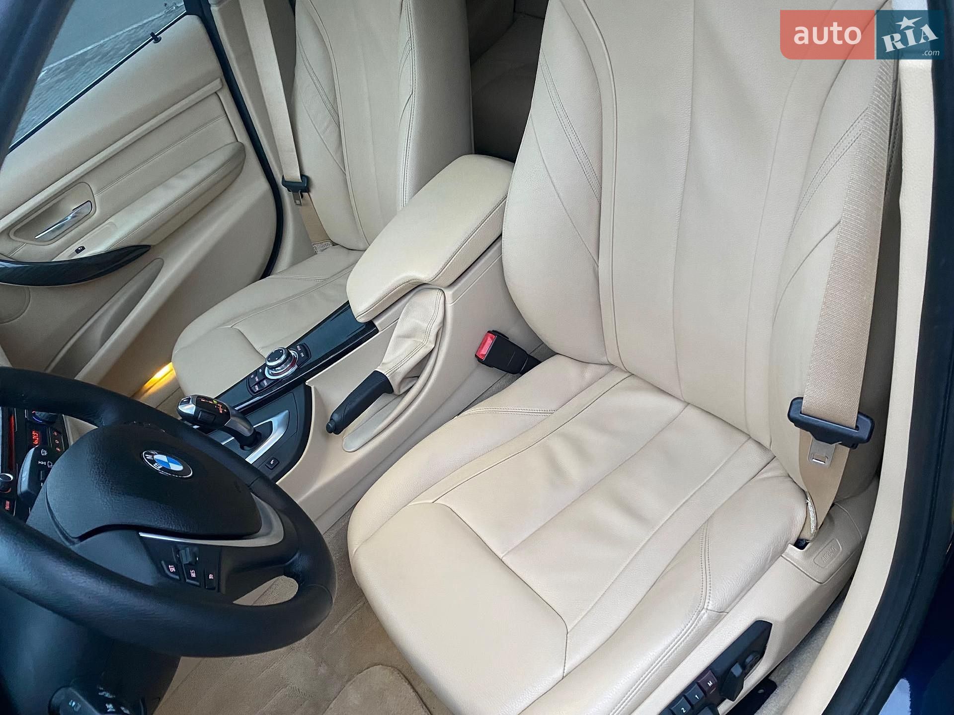 BMW 3 Series 2011 VIN WBA3A5C53CF256145 фото оголошення 35 з 44
