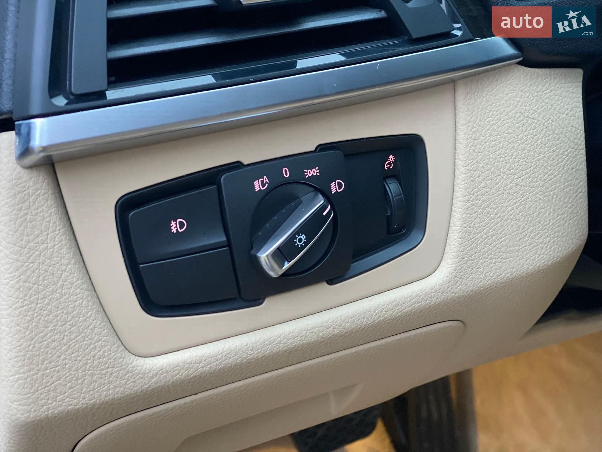 BMW 3 Series 2011 VIN WBA3A5C53CF256145 фото оголошення 38 з 44