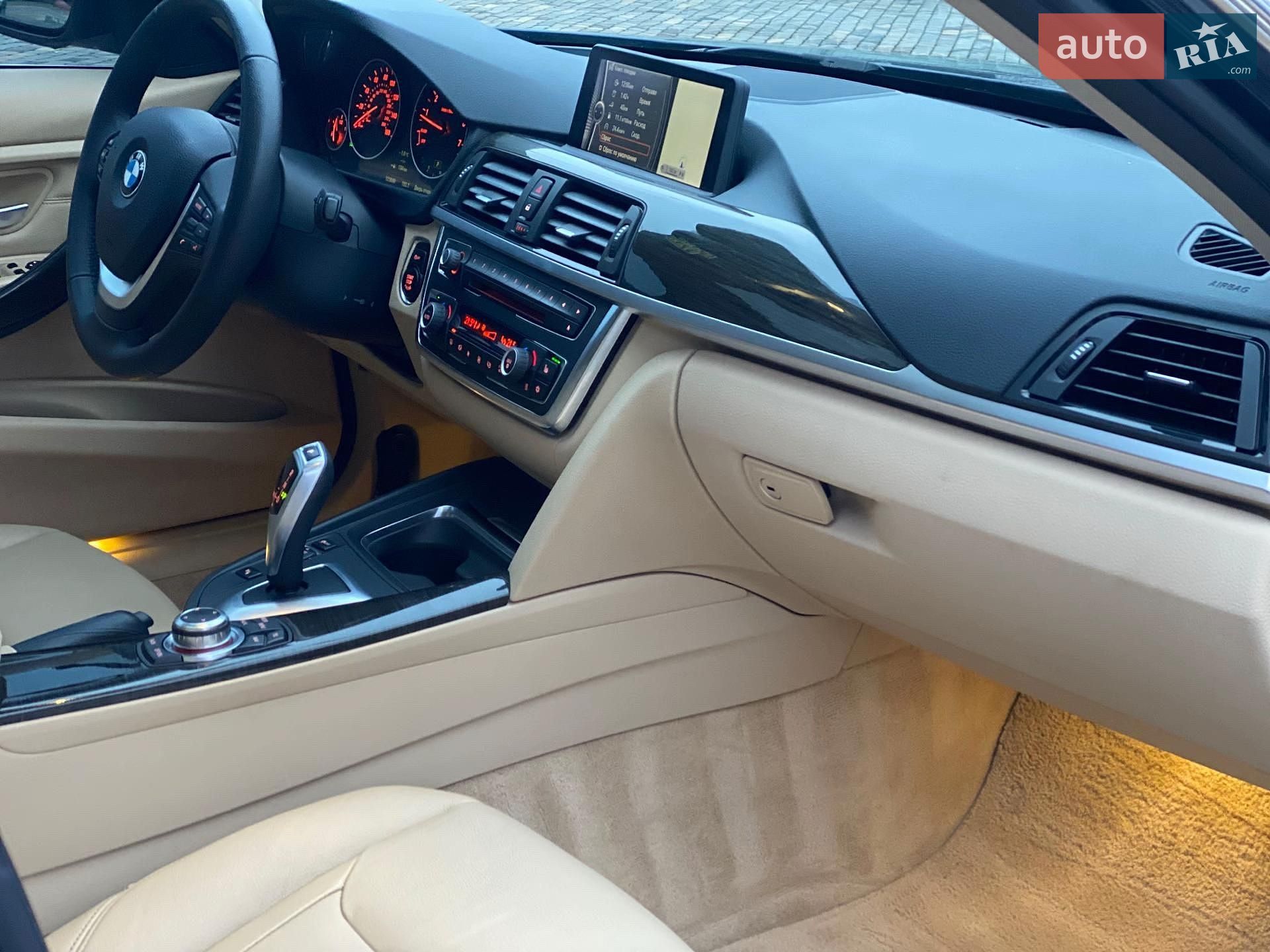 BMW 3 Series 2011 VIN WBA3A5C53CF256145 фото оголошення 43 з 44