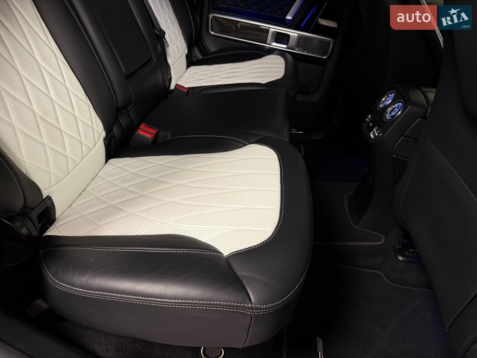 Mercedes-Benz G-Class 2020 VIN W1N4632601X383699 фото оголошення 47 з 60