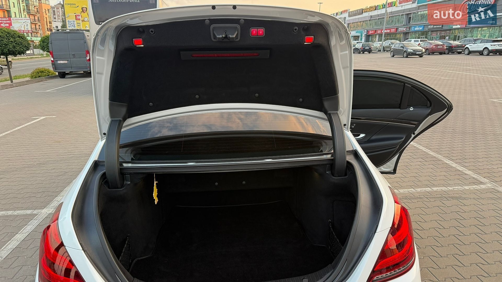 Mercedes-Benz S-Class 2015 VIN WDDUG3CB9FA175092 фото оголошення 22 з 50