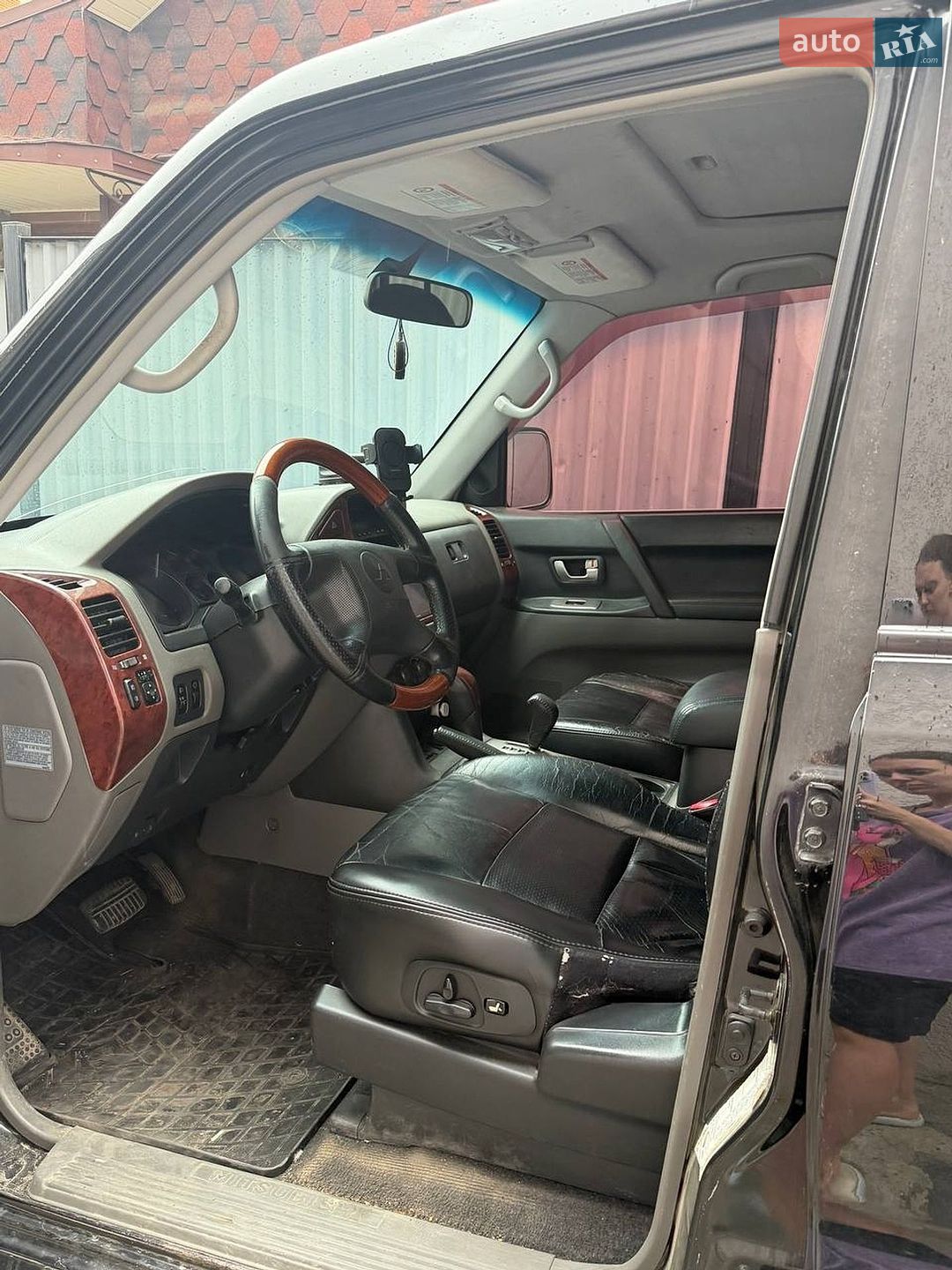 Mitsubishi Pajero 2004 VIN JMBLYV78W4J004475 фото оголошення 23 з 28
