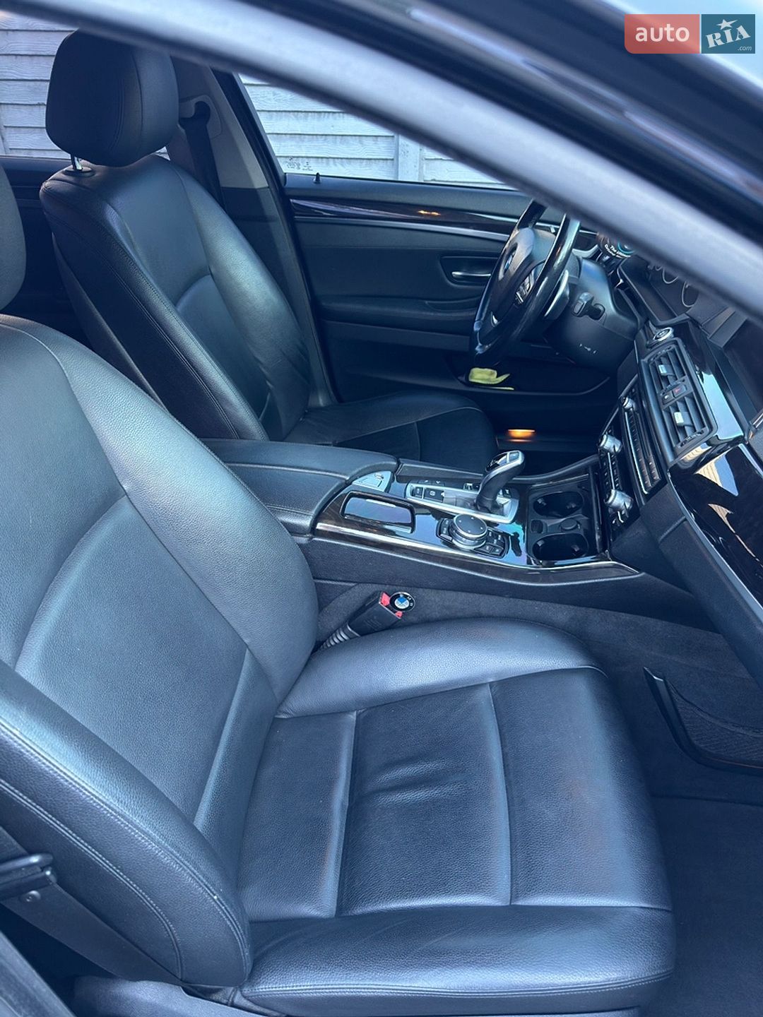 BMW 5 Series 2016 VIN WBA5B3C50GG260664 фото оголошення 8 з 14