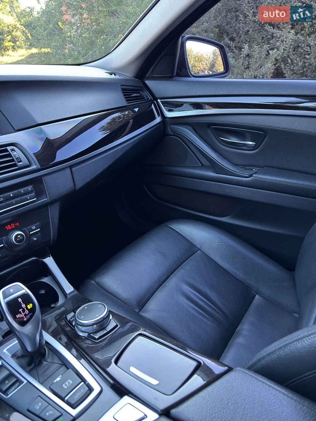BMW 5 Series 2016 VIN WBA5B3C50GG260664 фото оголошення 11 з 14
