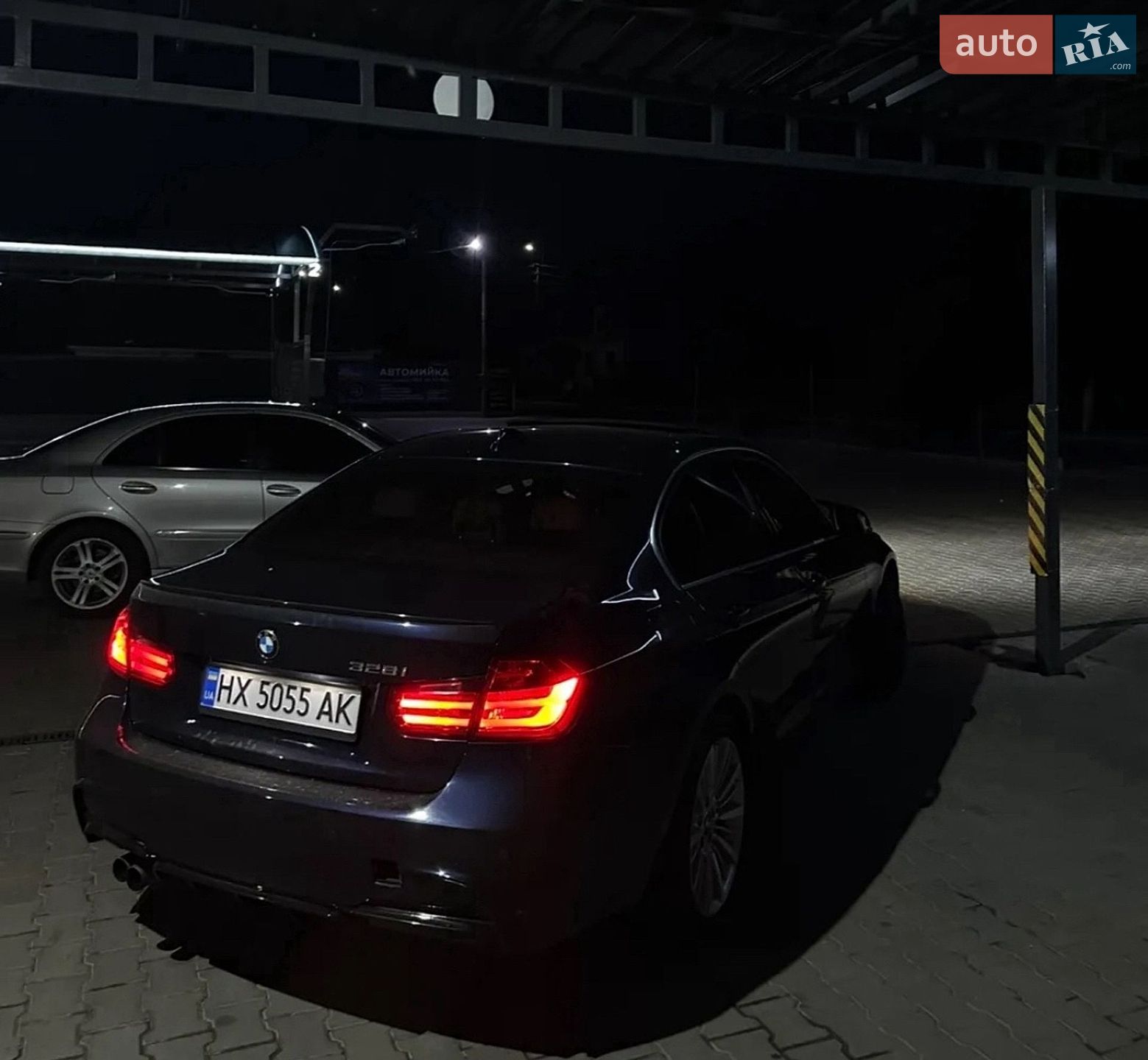 BMW 3 Series 2011 VIN WBA3A5C53CF256145 фото оголошення 17 з 44