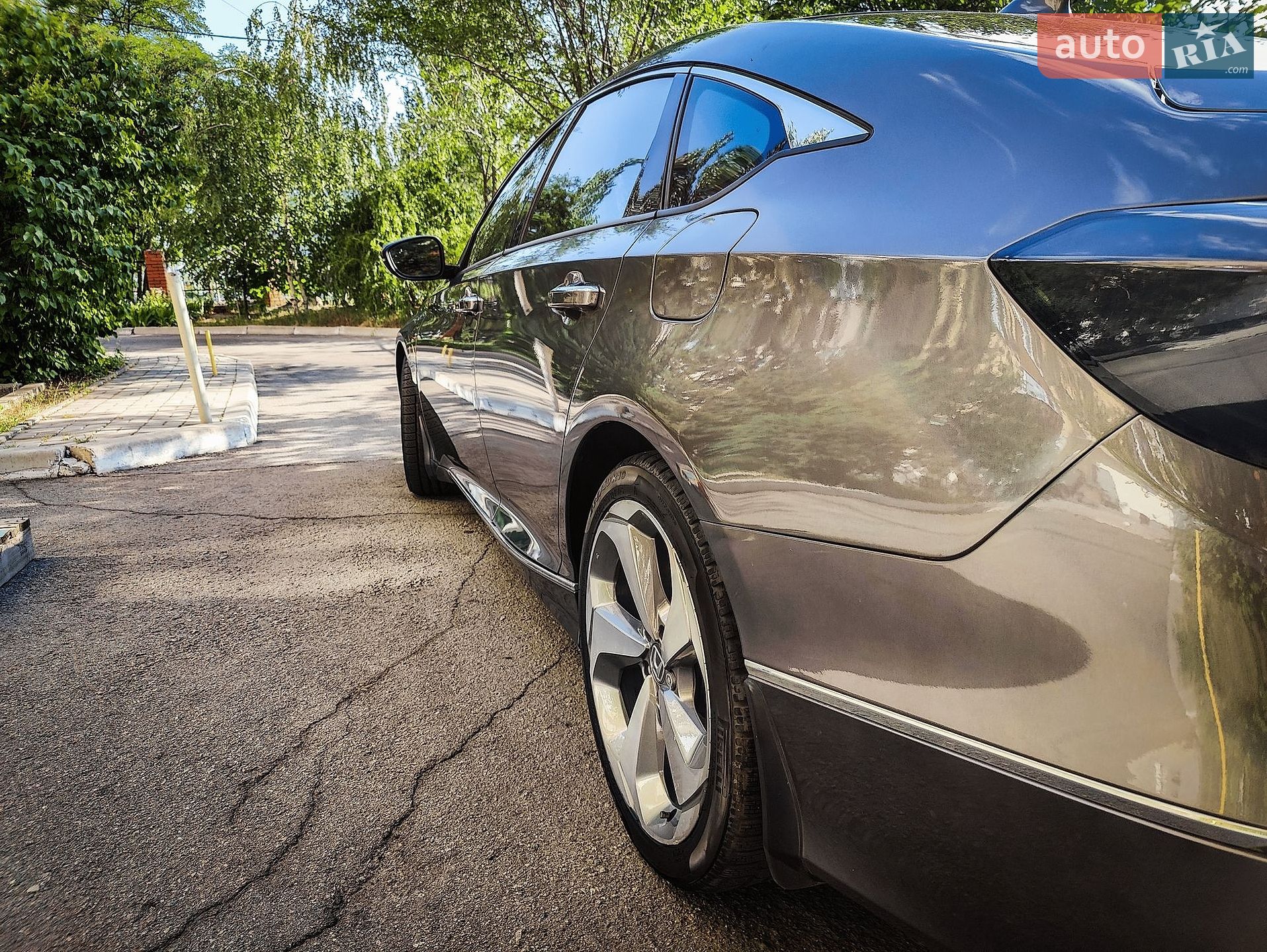 Honda Accord 2018 VIN 1HGCV2F94JA029031 фото оголошення 6 з 16