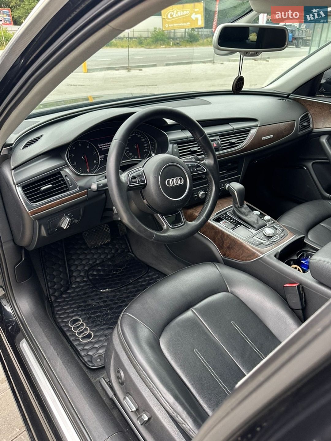 Audi A6 2013 VIN WAUGFAFC7DN098194 фото оголошення 16 з 37