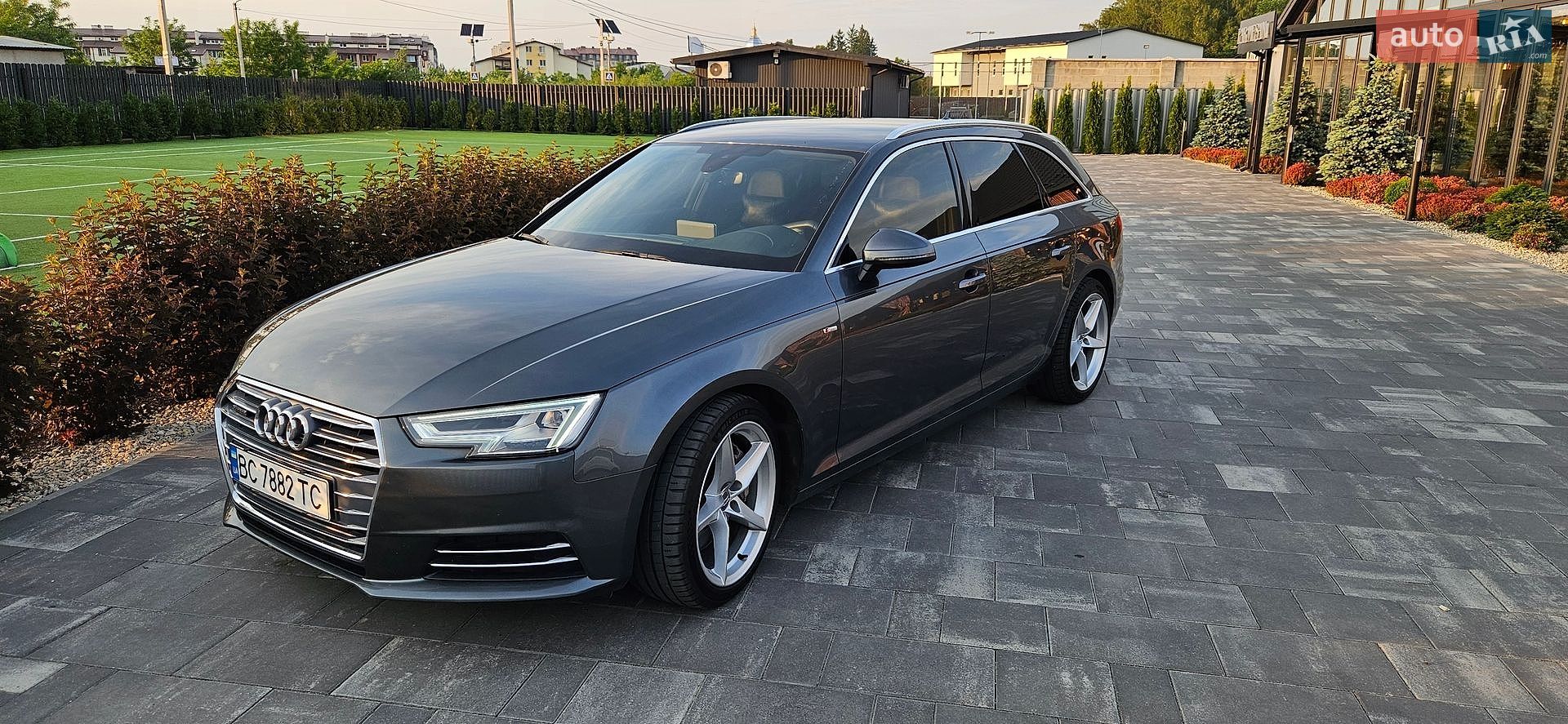 Audi A4 2016 VIN WAUZZZF47HA011155 фото оголошення 9 з 12