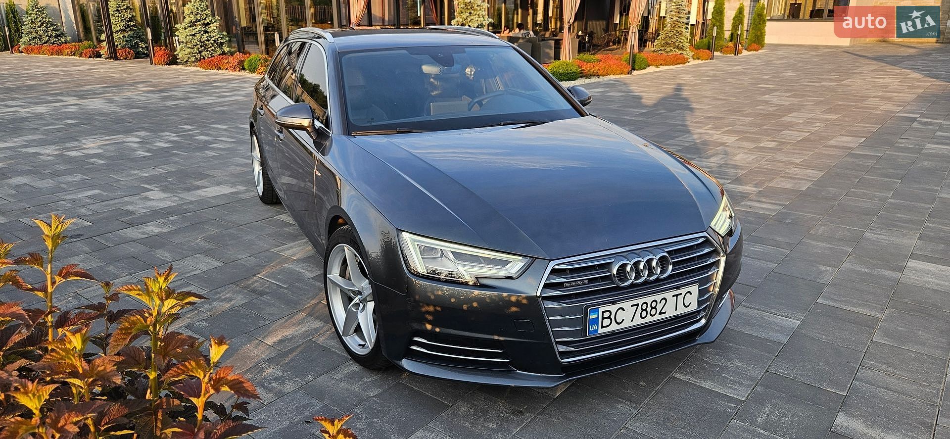 Audi A4 2016 VIN WAUZZZF47HA011155 фото оголошення 11 з 12