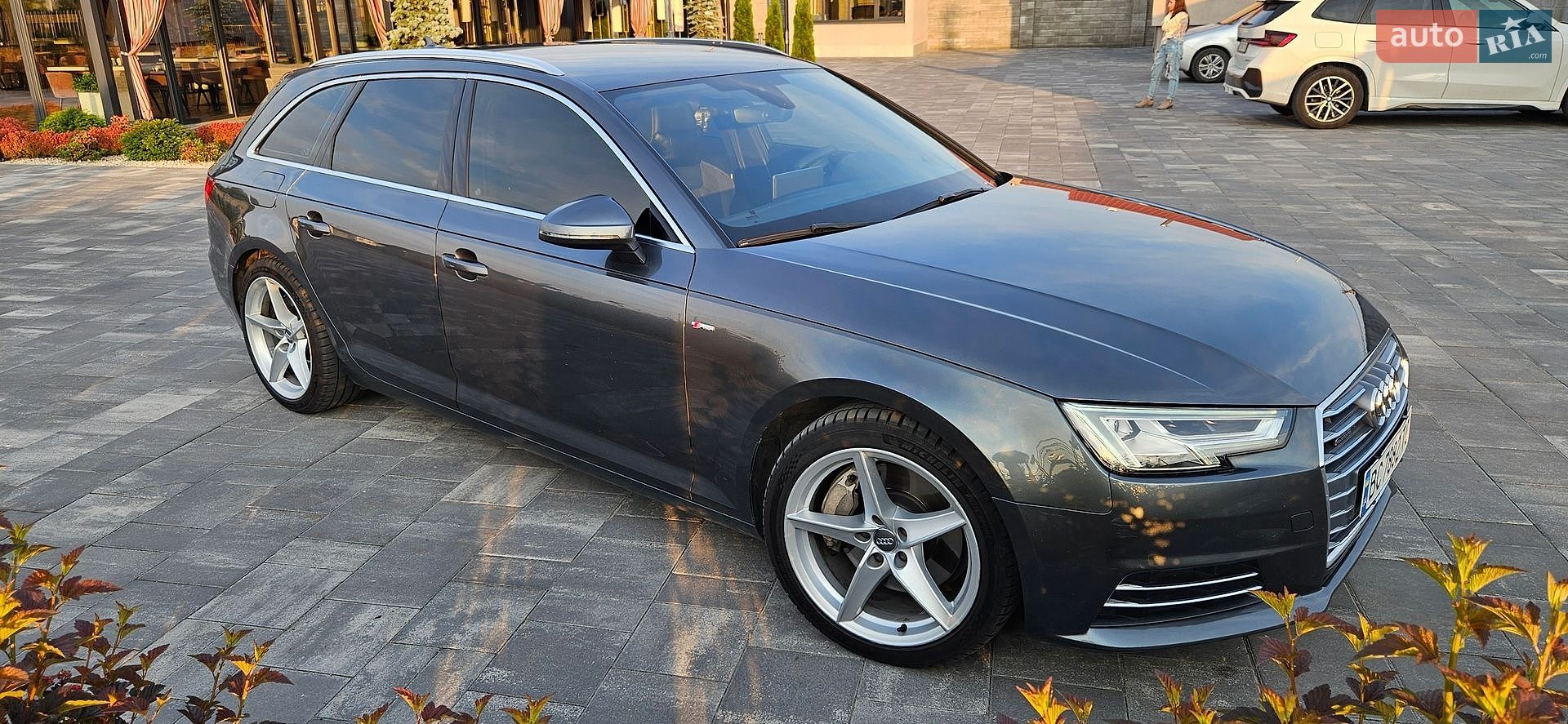 Audi A4 2016 VIN WAUZZZF47HA011155 фото оголошення 12 з 12