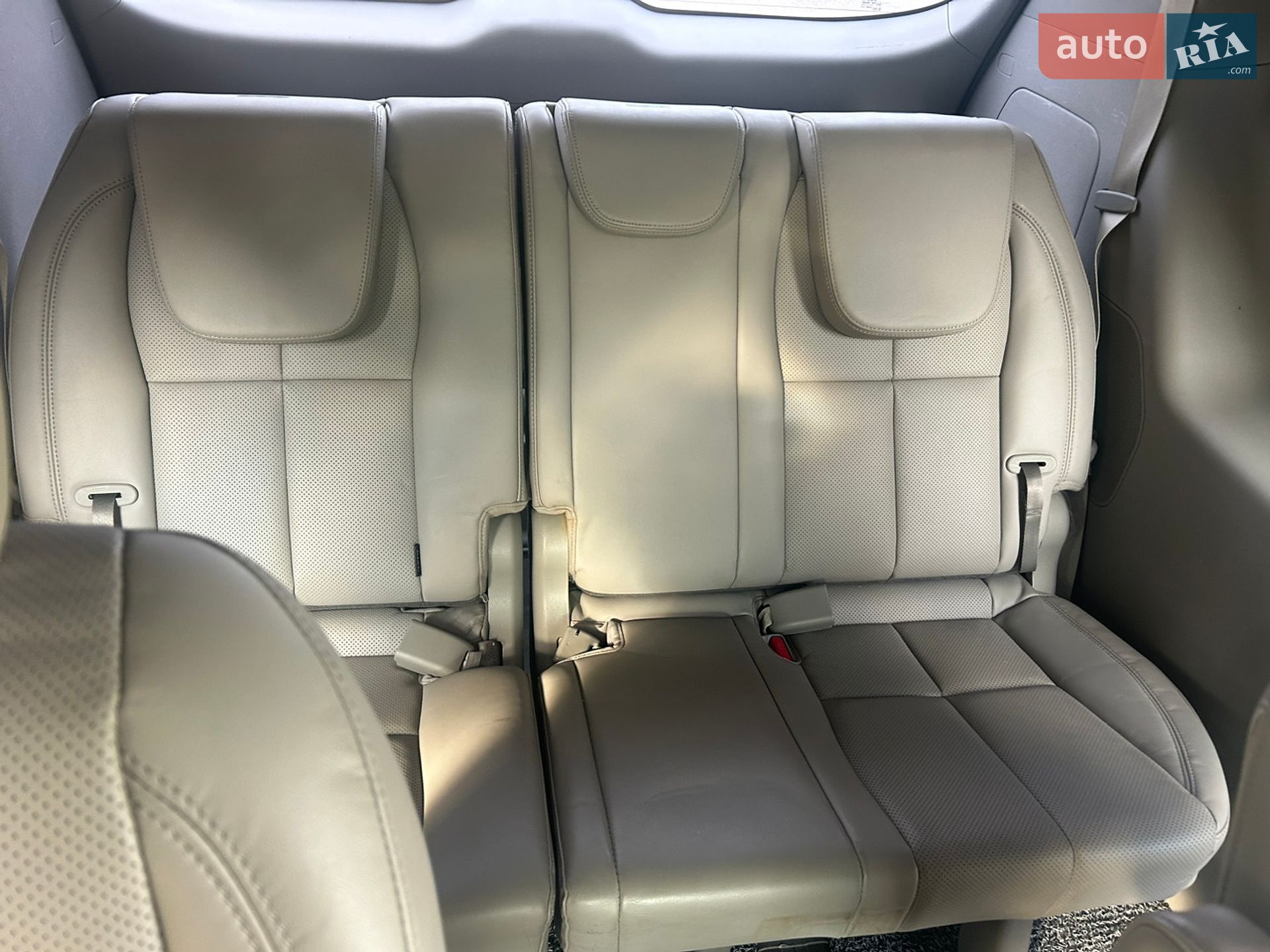 Kia Carnival 2018 VIN KNAME81ABKS507161 фото оголошення 6 з 13