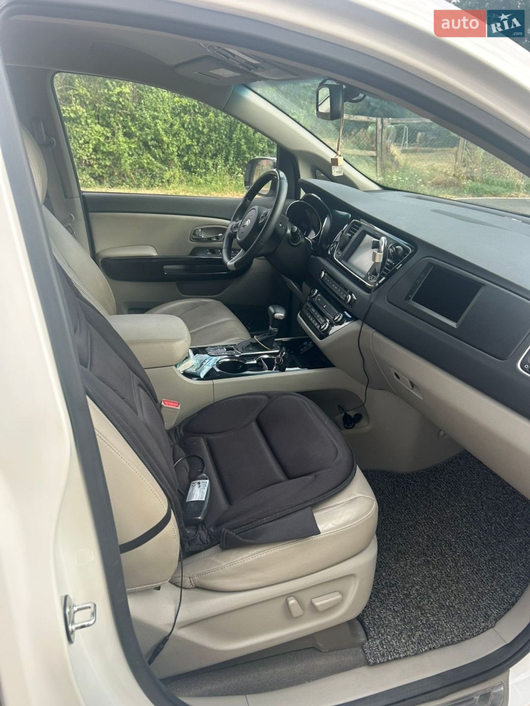 Kia Carnival 2018 VIN KNAME81ABKS507161 фото оголошення 8 з 13