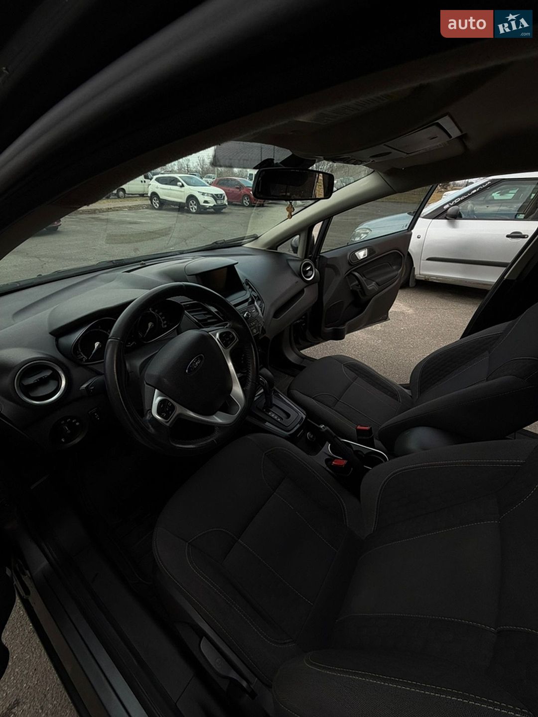 Ford Fiesta 2014 VIN 3FADP4BJ7FM146787 фото оголошення 8 з 40