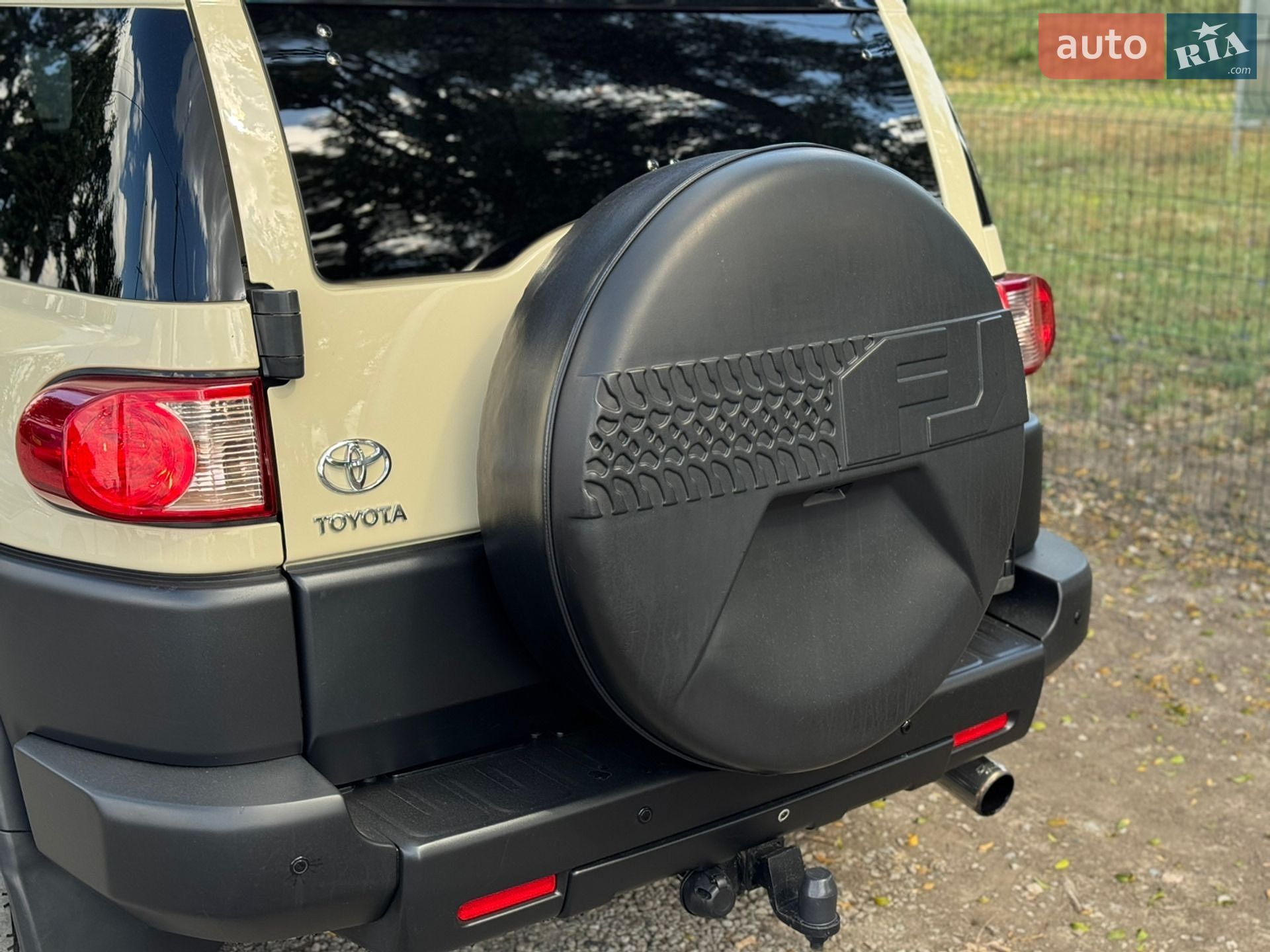 Toyota FJ Cruiser 2010 VIN JTEBU4BF8AK095639 фото оголошення 10 з 54