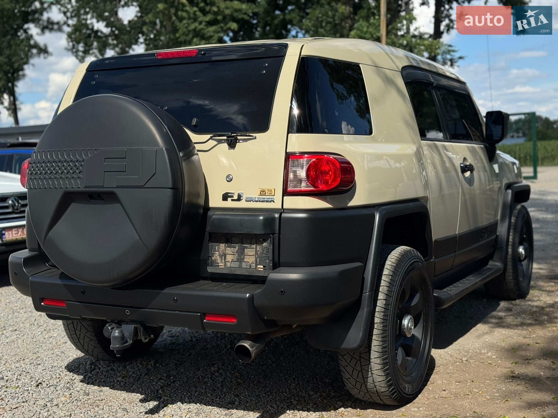 Toyota FJ Cruiser 2010 VIN JTEBU4BF8AK095639 фото оголошення 8 з 54