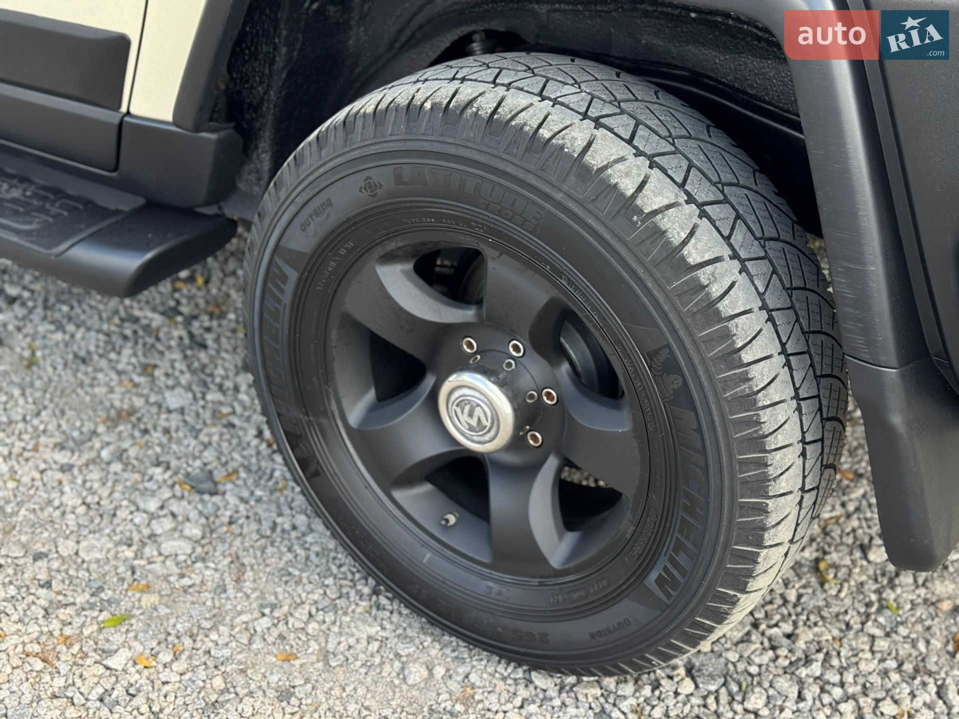 Toyota FJ Cruiser 2010 VIN JTEBU4BF8AK095639 фото оголошення 11 з 54