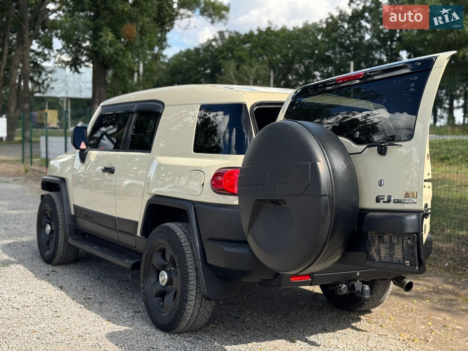 Toyota FJ Cruiser 2010 VIN JTEBU4BF8AK095639 фото оголошення 22 з 54