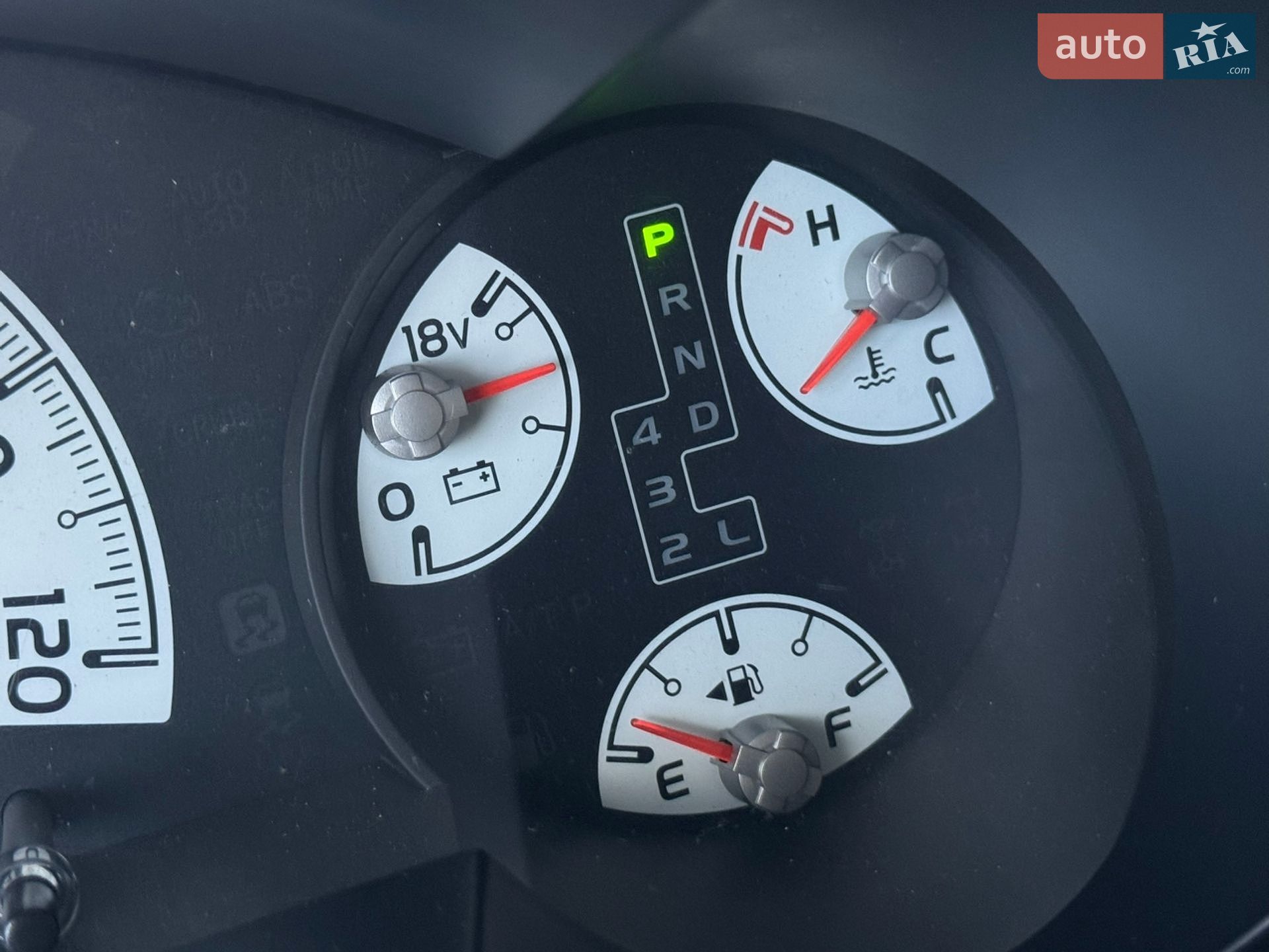 Toyota FJ Cruiser 2010 VIN JTEBU4BF8AK095639 фото оголошення 32 з 54