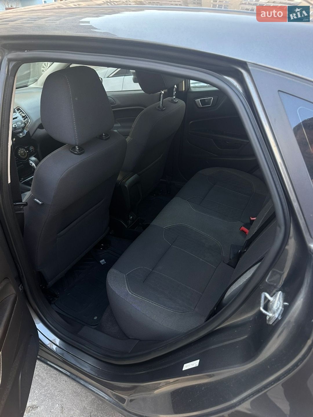 Ford Fiesta 2014 VIN 3FADP4BJ7FM146787 фото оголошення 18 з 40