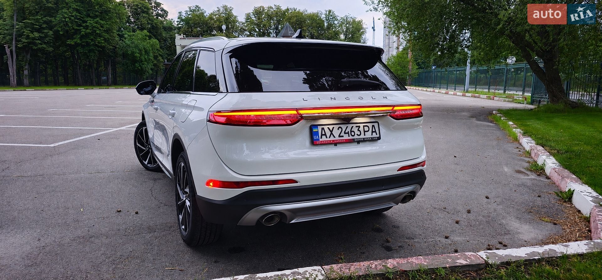Lincoln Corsair 2024 VIN 5LMCJ2CA2RUL24981 фото оголошення 3 з 16