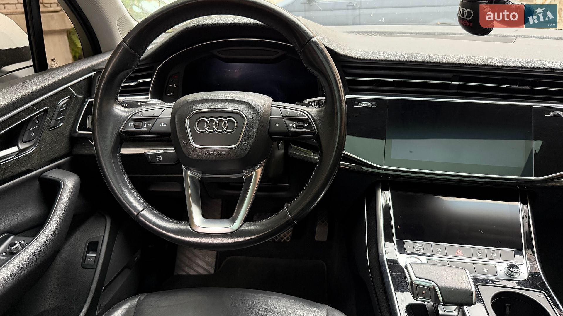 Audi Q7 2019 VIN WA1LXAF71LD002978 фото оголошення 26 з 38