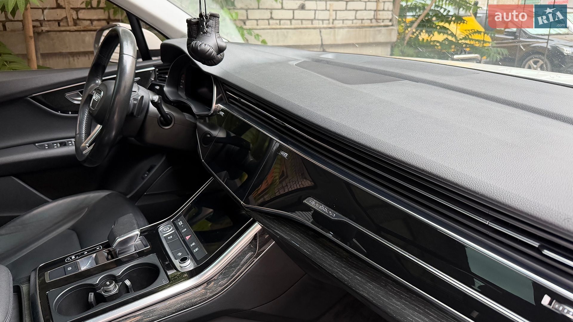 Audi Q7 2019 VIN WA1LXAF71LD002978 фото оголошення 35 з 38