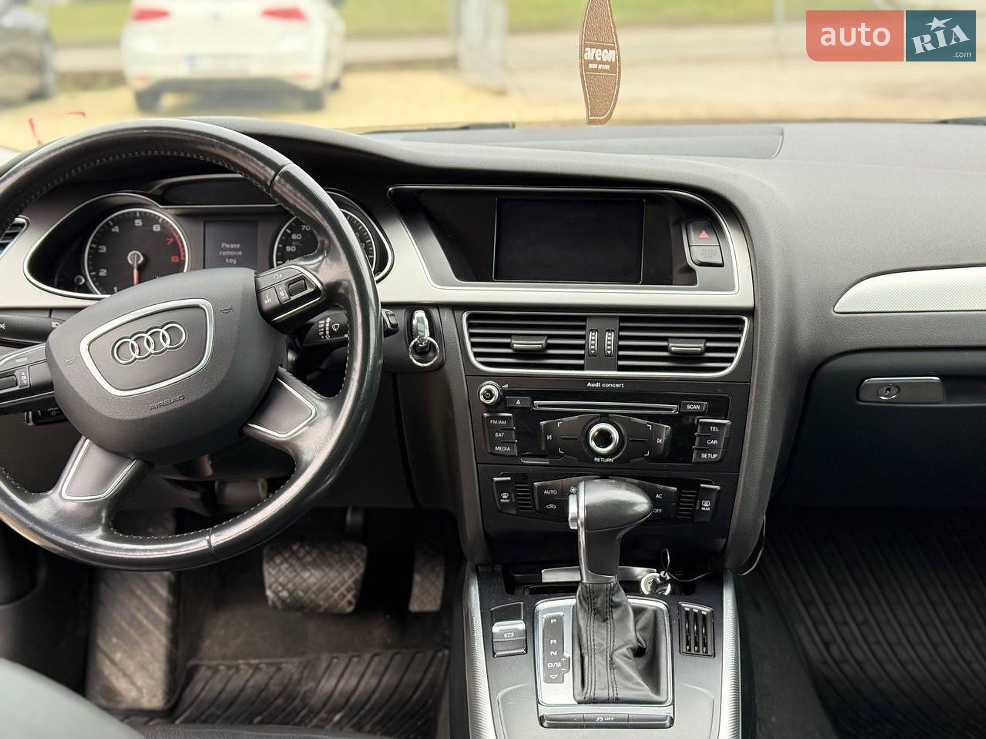 Audi A4 Allroad 2013 VIN WA1TFAFL7EA057455 фото оголошення 9 з 11