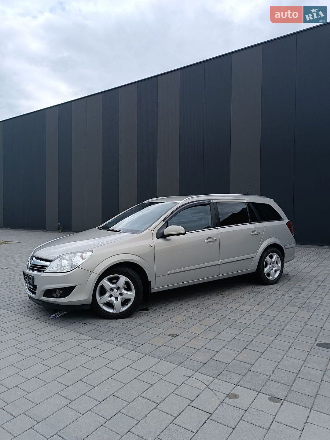 Opel Astra 2009 VIN W0L0AHL3572199391 фото оголошення 3 з 48