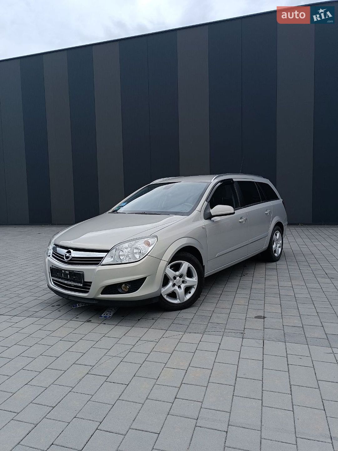 Opel Astra 2009 VIN W0L0AHL3572199391 фото оголошення 2 з 48