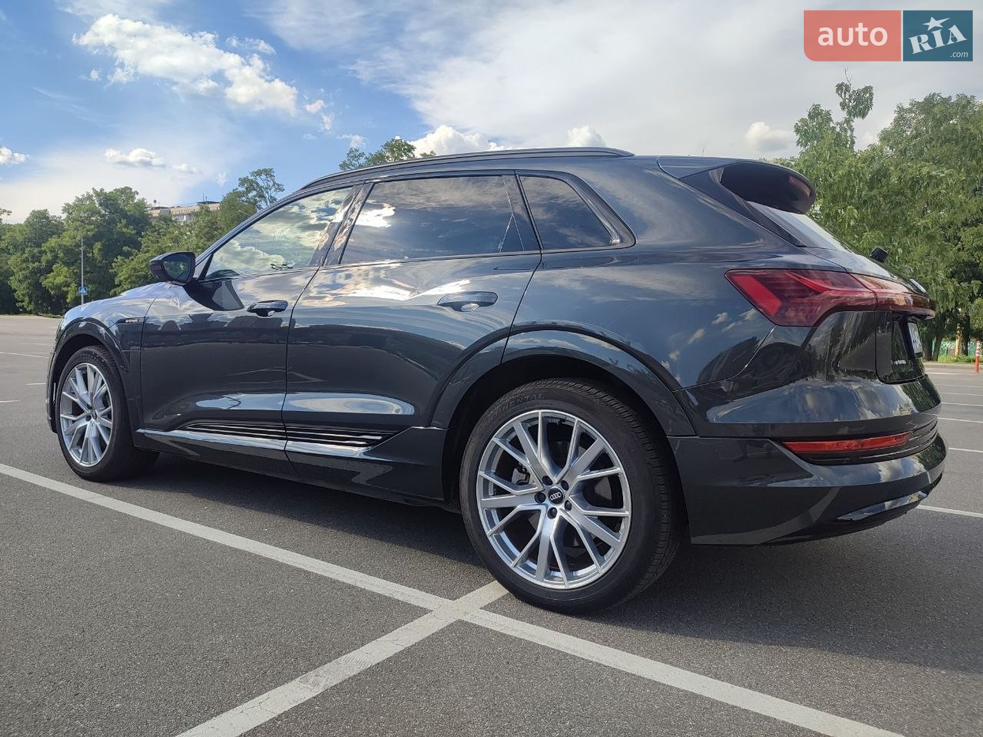 Audi e-tron 2020 VIN WA1VABGE0MB004327 фото оголошення 23 з 75