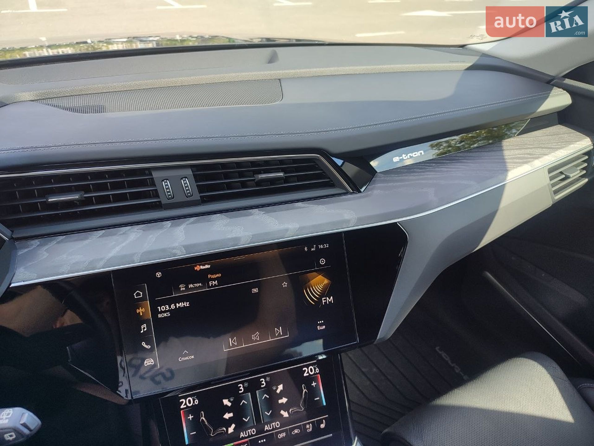 Audi e-tron 2020 VIN WA1VABGE0MB004327 фото оголошення 46 з 75