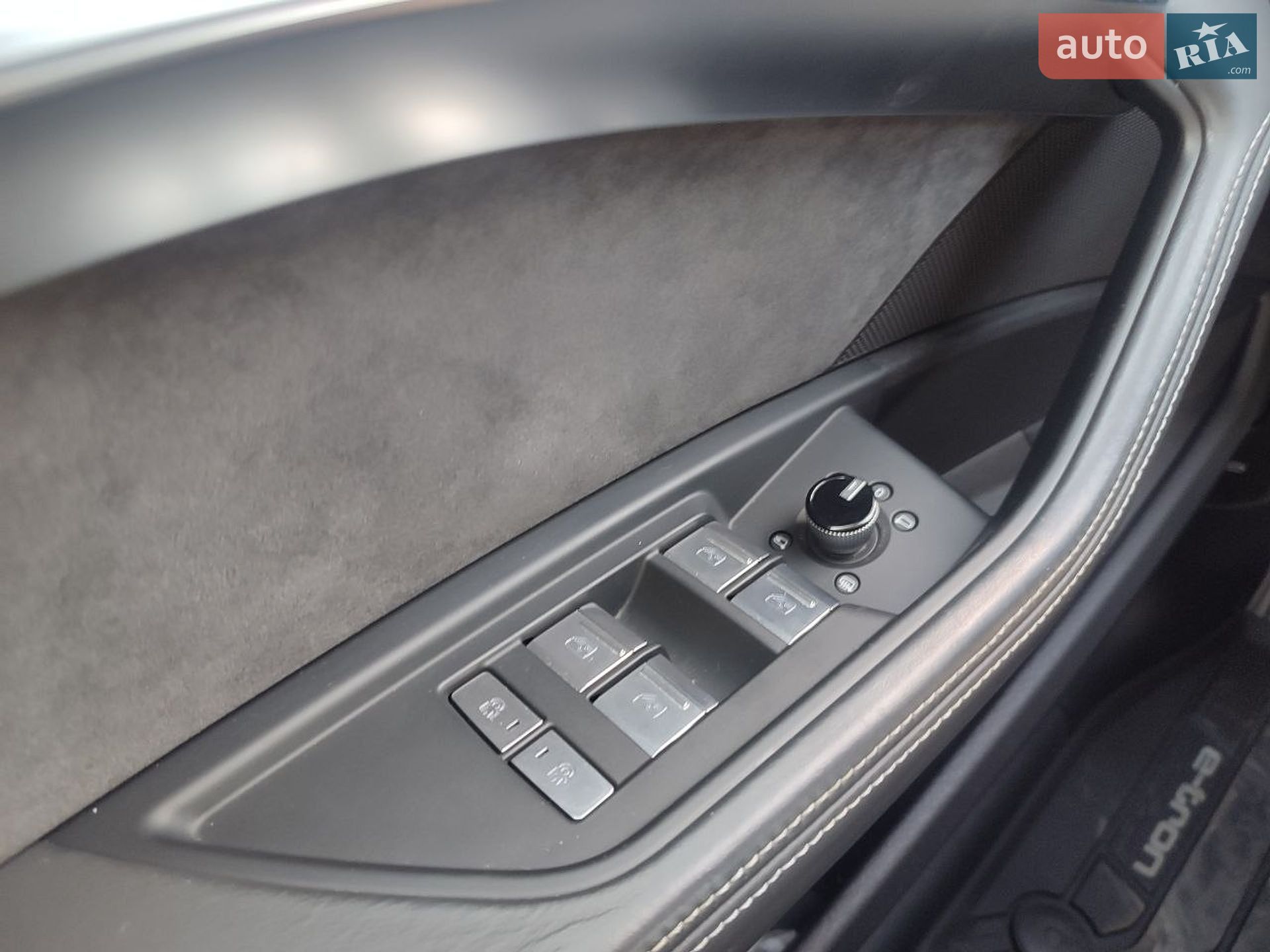 Audi e-tron 2020 VIN WA1VABGE0MB004327 фото оголошення 48 з 75