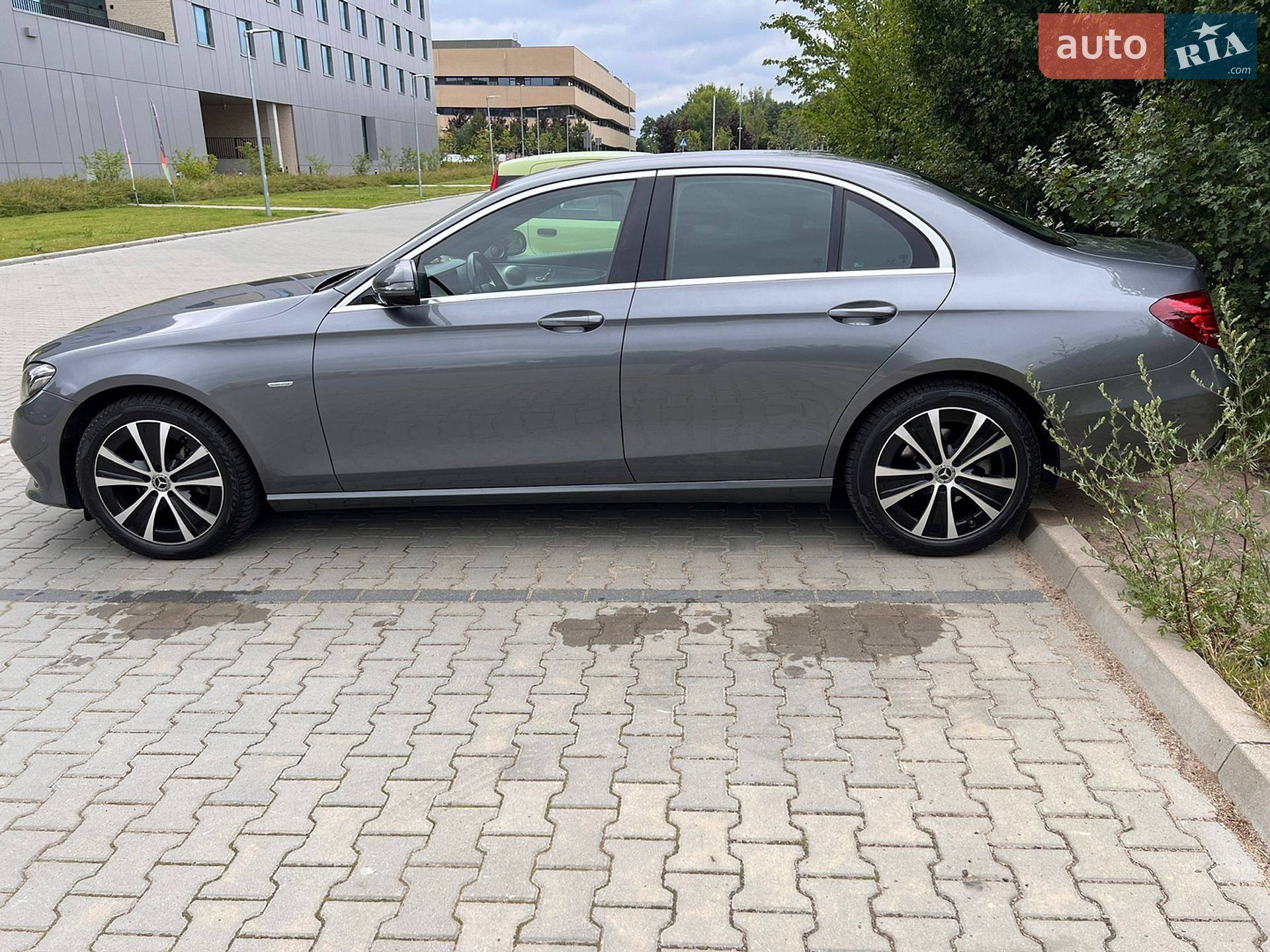 Mercedes-Benz E-Class 2019 VIN W1K2130041A803147 фото оголошення 2 з 17